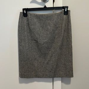 Ann Taylor 8 petite gray wool pencil skirt